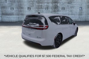 2024 Chrysler Pacifica Hybrid Select S Appearance